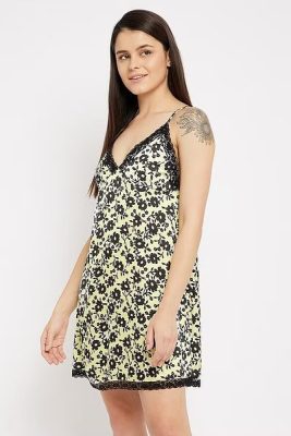 Pretty Florals Short Nightdress Light Green