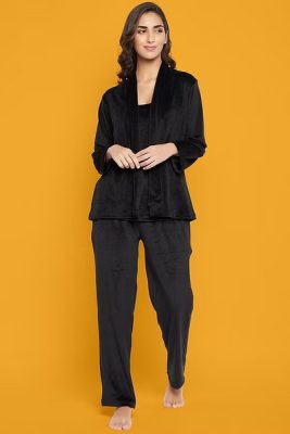 Chic Shrug Nightwear in Black