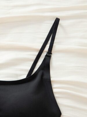Black No Show T-Shirt Bra Wire-Free & Concealed Clasp